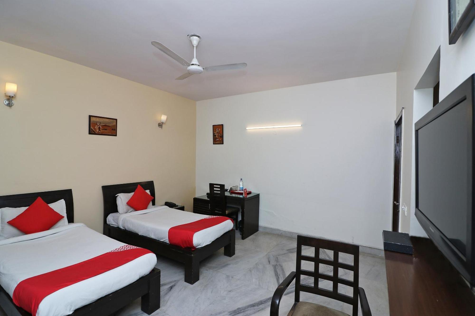 Hotel O Aravali Residency Gurgáon Exteriér fotografie